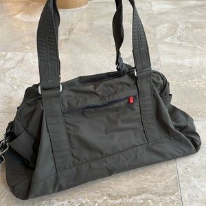 Lululemon small gym bag